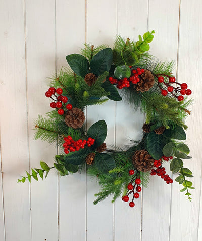 WOODLAND EUC AND BERRIES 45CM WREATH