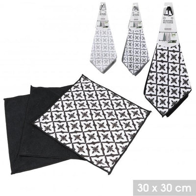 PACK OF 3 30CM X 30CM MICROFIBRE CLOTHS&nbsp;